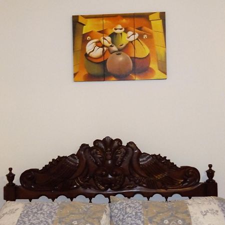 Nydia'S Trujillo City Hostel Bagian luar foto